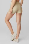 3 High-Waist Airlift Short - California Sand