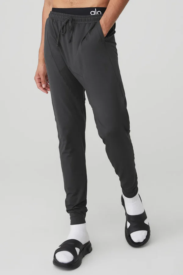 Conquer Revitalize Pant - Anthracite