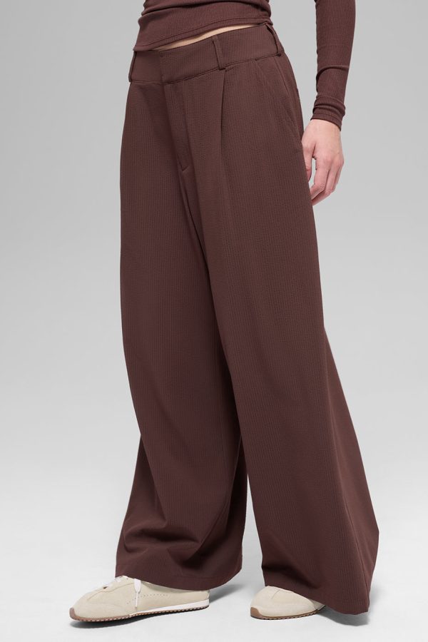 High-Waist Dreamscape Trouser (Short) ?C Brownstone