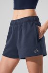 Accolade Short – Navy