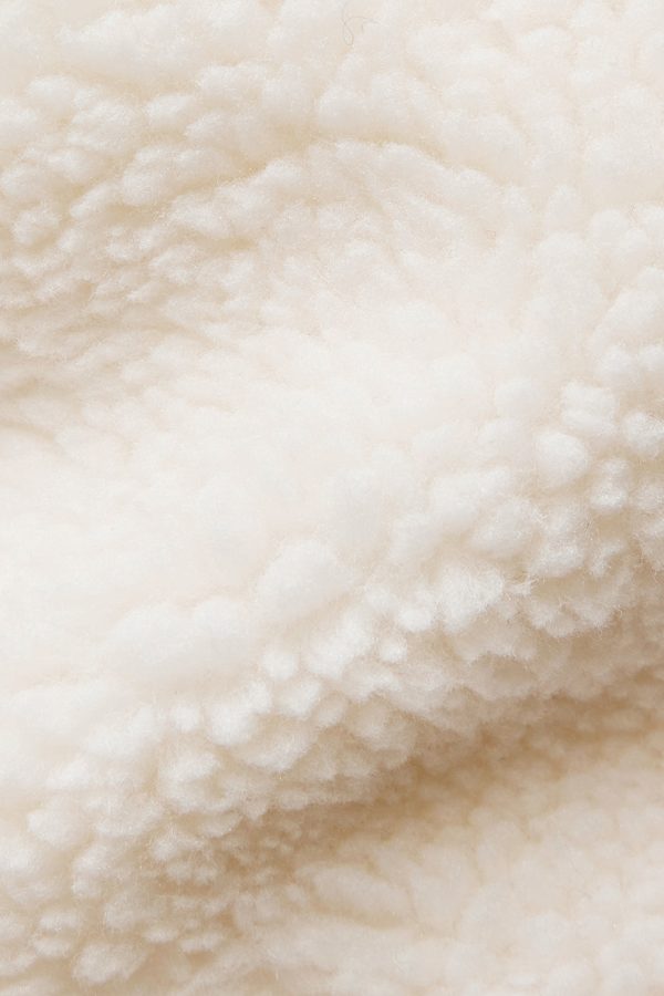 Sherpa Main Act Corset Puffer ?C Ivory