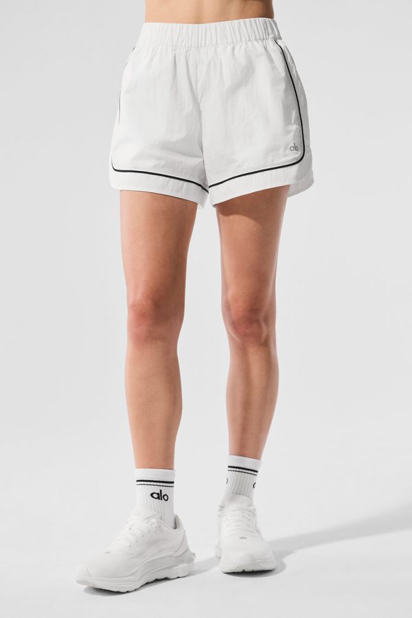 Motivate Track Short ?C White/Black